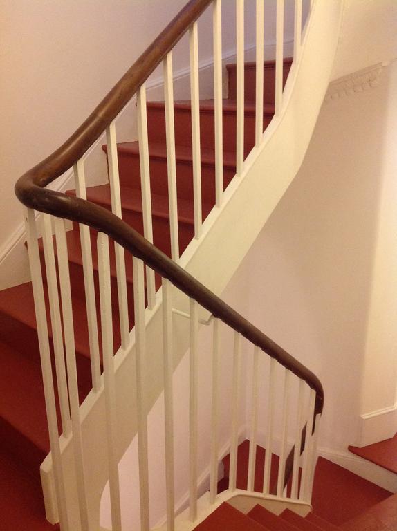 8A Spring Gardens Hotell Haverfordwest Eksteriør bilde